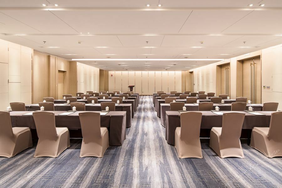 Jinan Inzone Royal Plaza Hotels Екстериор снимка